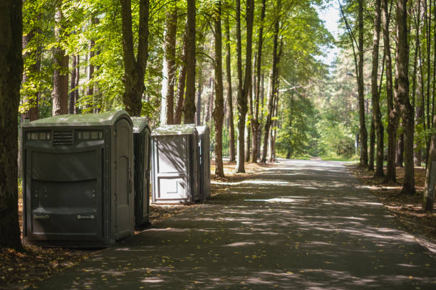 Best Porta potty delivery and setup  in Colchester, IL